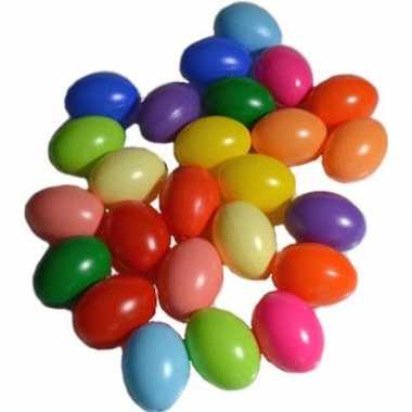 125x stuks plastic eitjes gekleurd 6 cm decoratie/versiering