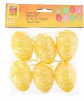 6x stuks pasen paas hangdecoratie paaseieren geel 6 cm